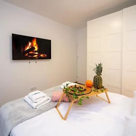Maya's Flats & 49 - Spacious 3 In Szafarnia * Gdańsk